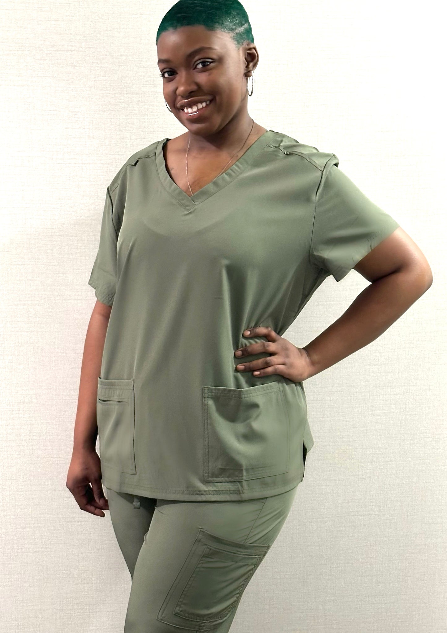 LADIES COOL STRETCH V-NECK CARGO SCRUB SET