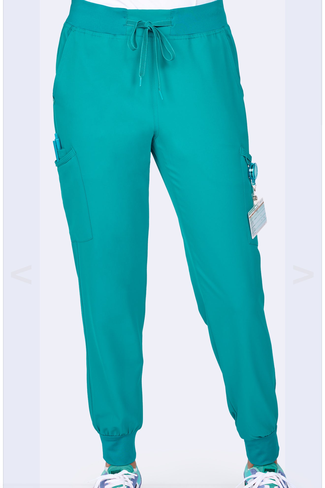 REFINED JOGGER