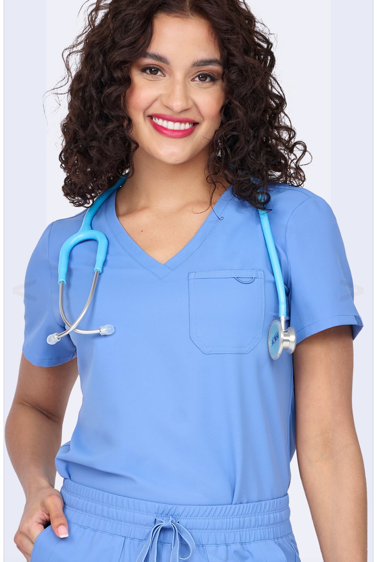 ELEVATE TUCK IN TOP