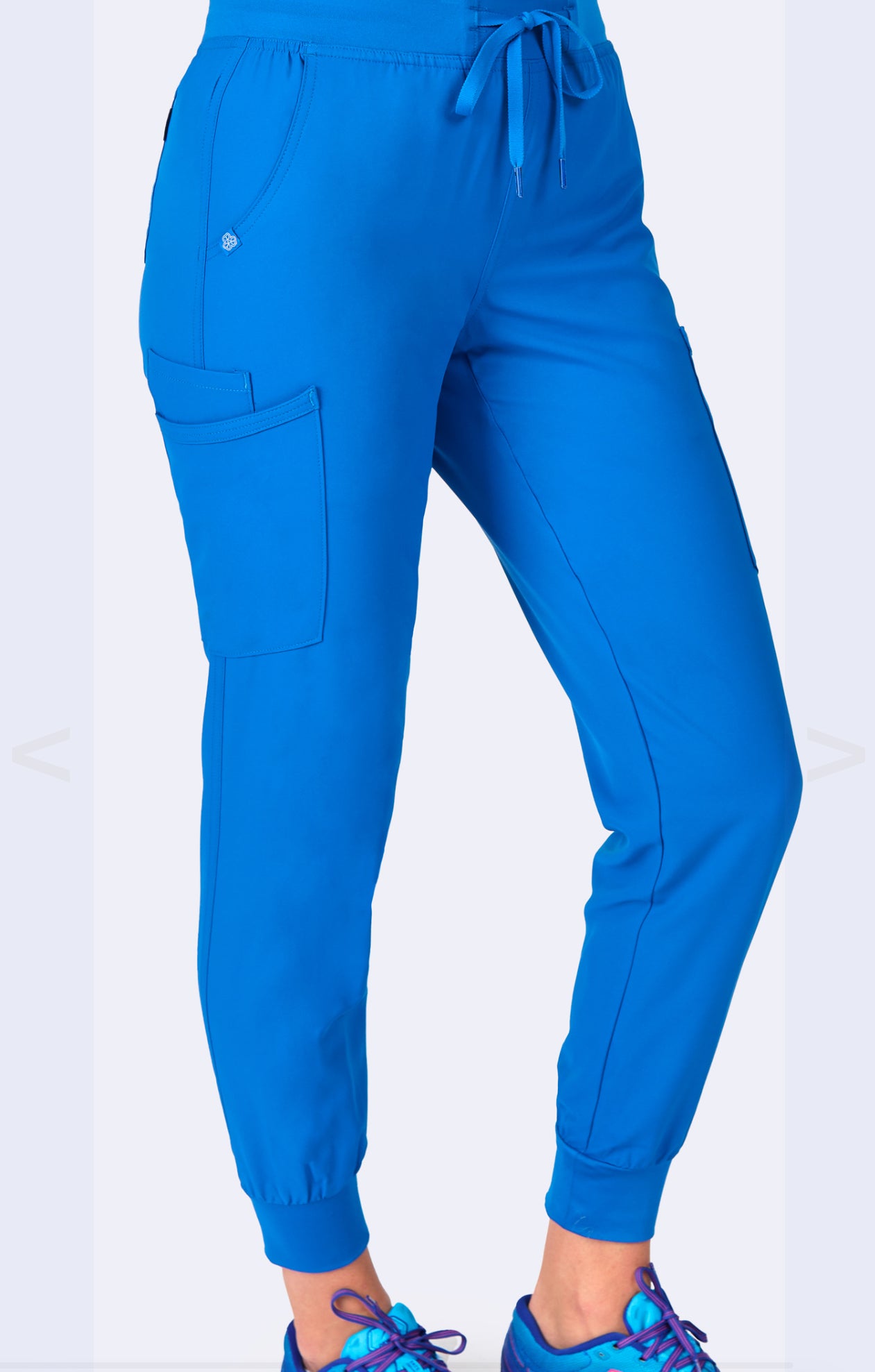 REFINED JOGGER