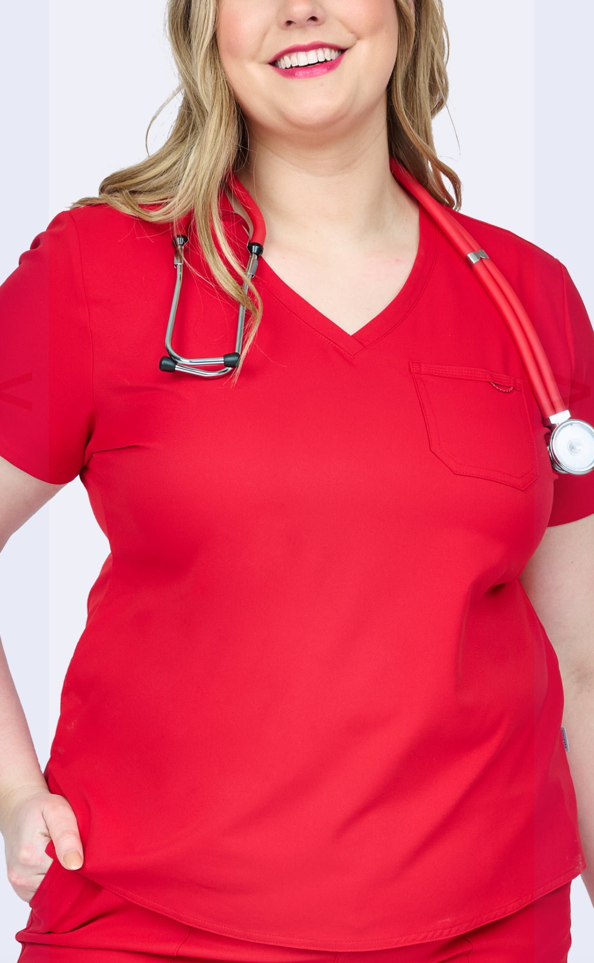 ELEVATE TUCK IN TOP