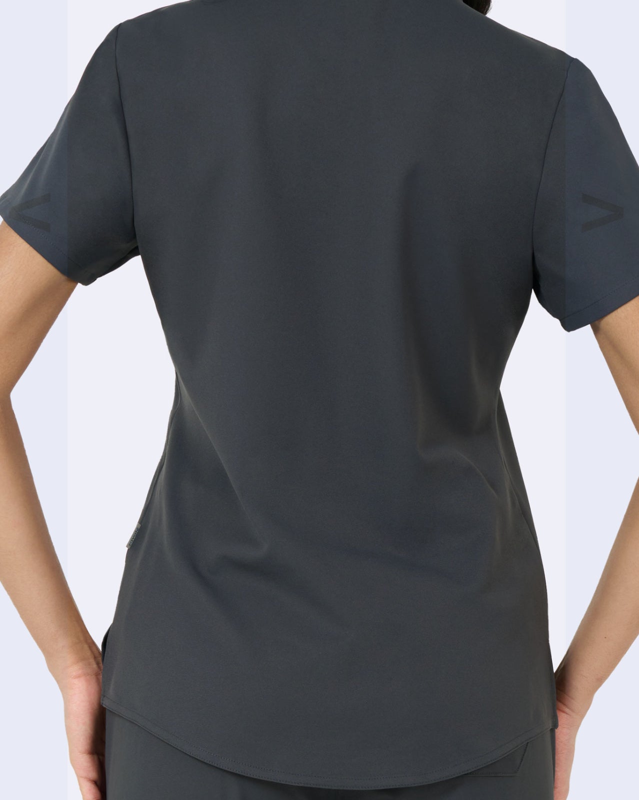 ELEVATE TUCK IN TOP