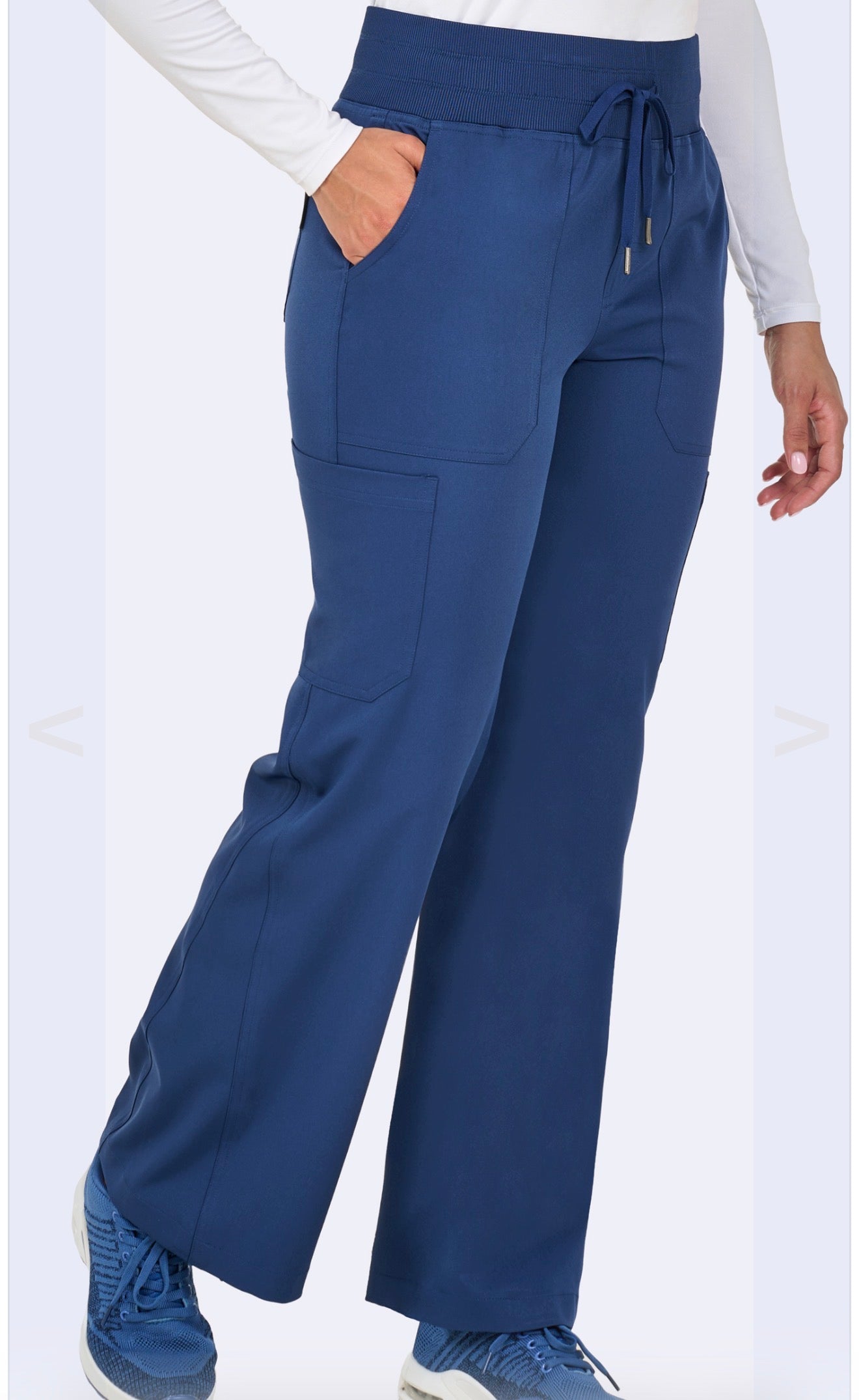 AVERY WIDE LEG SCRUB PANT