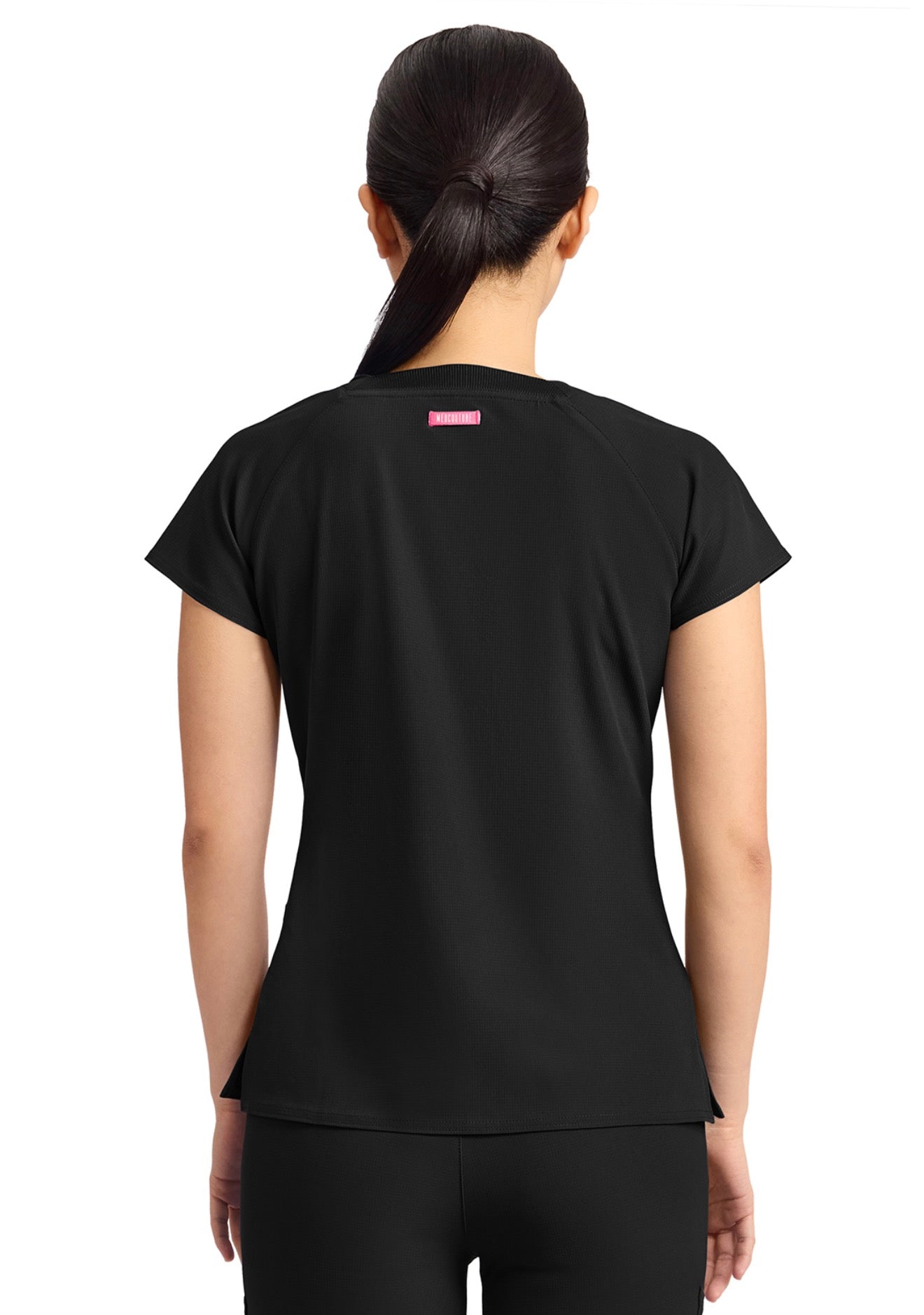 MEDCOUTURE AMP WOMEN'S 3-POCKET SQUARE NECK TOP