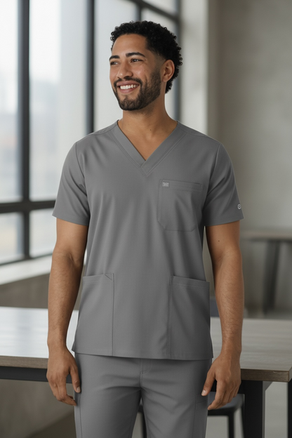 BOUNDLESS MEN'S MULTI POCKET NURSING SCRUB TOP